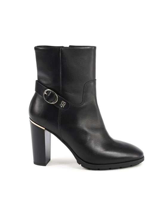 Stiefeletten mit Schnallenakzent - Image 1