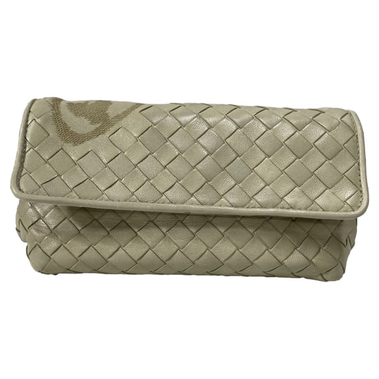 Bottega Veneta Butterfly Intrecciato Flap Clutch Bag aus beigem Leder - Image 1