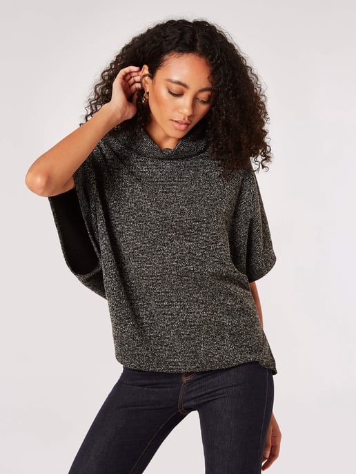 Apricot Rollkragen Jacquard Cape - Image 3