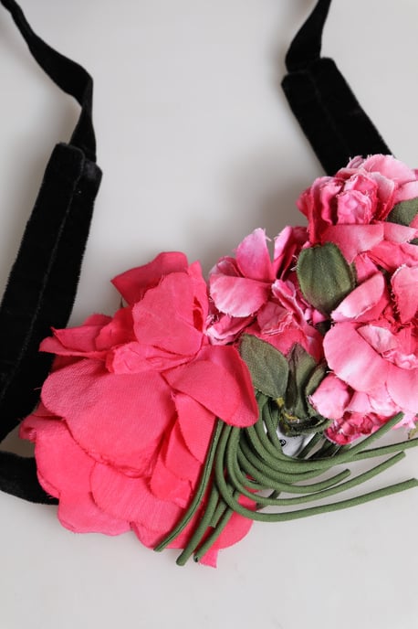 Blühendes Samt-Choker-Halsband - Image 4