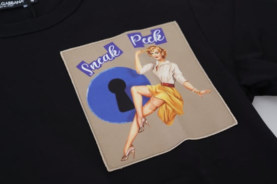 Sneak Peek Schlüsselloch Grafik T-Shirt - Image 6