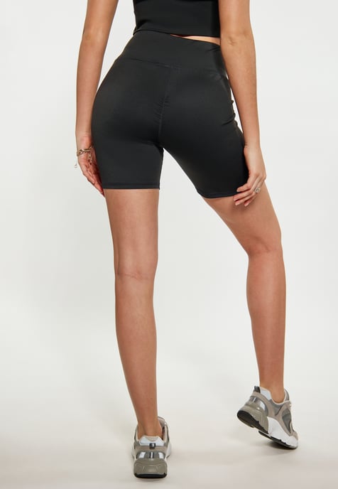 Faina Shorts Damen schwarz - Image 5