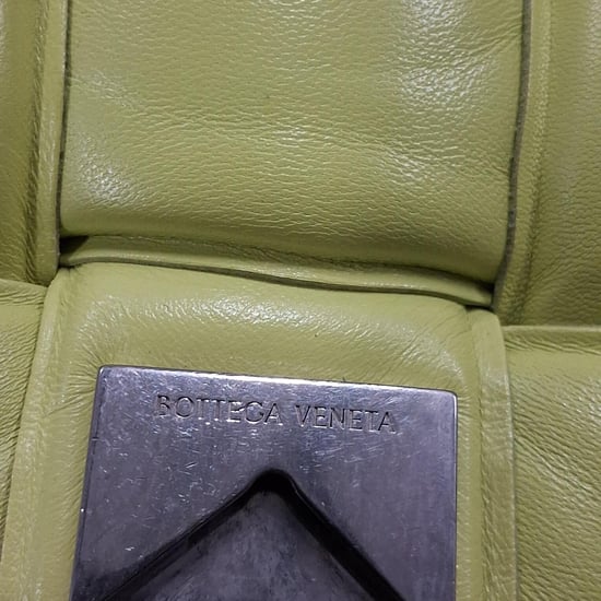Bottega Veneta gepolsterte Cassette-Schultertasche aus pastellgrünem Lammleder - Image 5