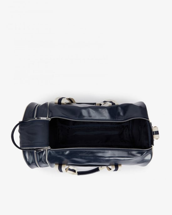 Einkaufen Für Fred Perry Classic Barrel Polyester Navy/Ecru Cross Bag - Image 3