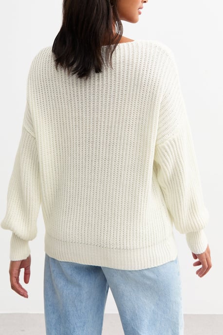Cremefarbener Grobstrick-Pullover in Übergröße - Image 4