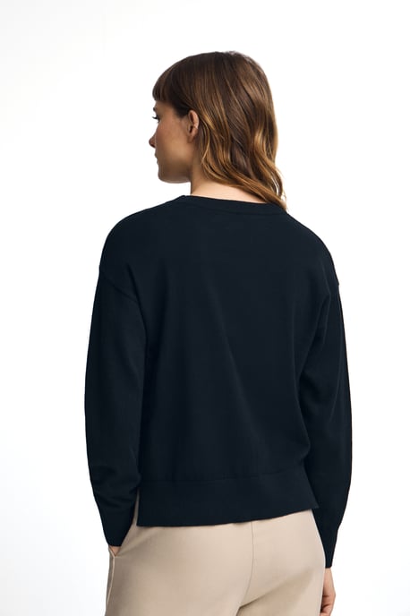 Pullover marineblau mit Rundhalskragen aus Wollgemisch mit gesticktem Rigby Go-Logo - Image 4
