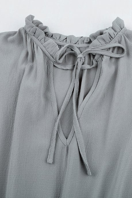 Graues V-Ausschnitt Langarm-Rüschendes Schicht-Kleid im Mini-Stil - Image 2