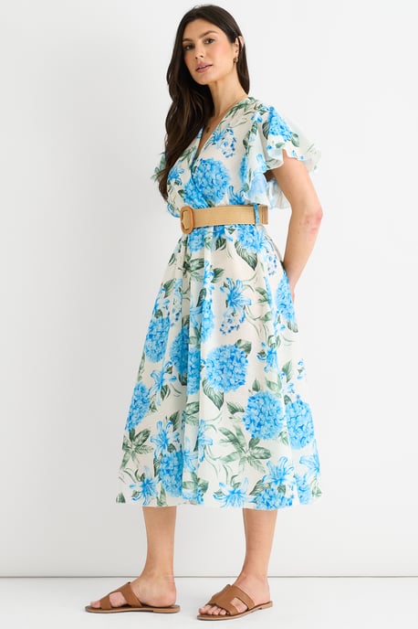 Blaues Midikleid mit Blumenmuster und Engelsärmeln und Gürtel zum Wickeln - Image 3