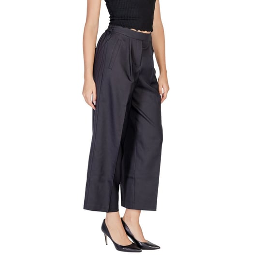 Weit geschnittene cropped Hose - Image 4