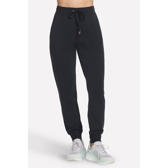 Skechers Performance Skechluxe Elevate Jogger Damen Schwarze Jogginghosen - Image 2