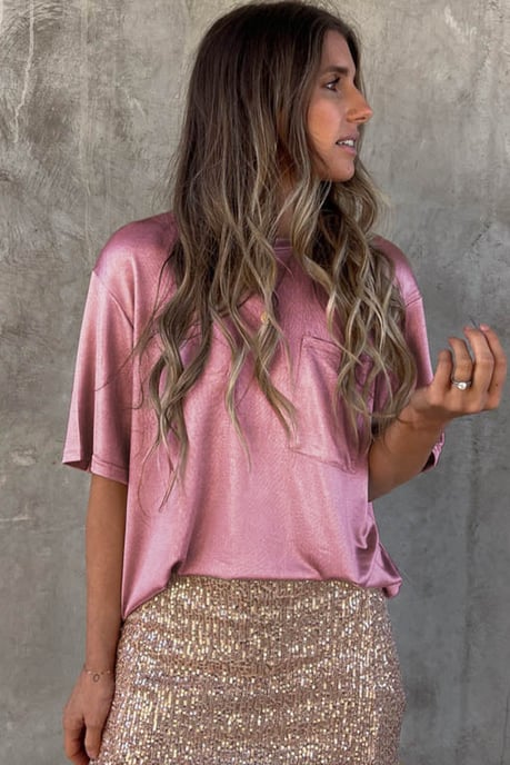 Rosa Brusttaschen-Los-Fit T-Shirt - Image 2