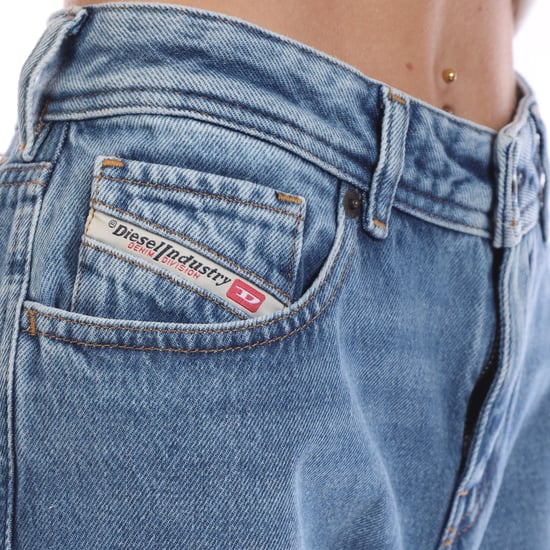 Diesel - "2002" Jeans für Damen (Blau) - Image 3