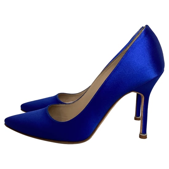 Vetements x Manolo Blahnik Signierte Spitzensandalen aus blauer Satin - Image 3
