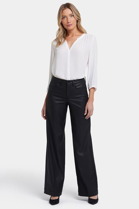 Beschichtete Teresa Weite Jeans | Schwarze Beschichtung - Image 1