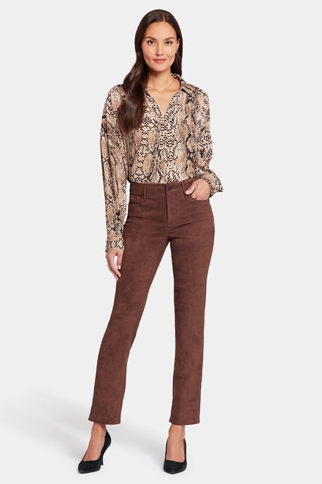 Sheri Slim Hose Braunes Kunstwildleder | Dunkle Schokolade - Image 1