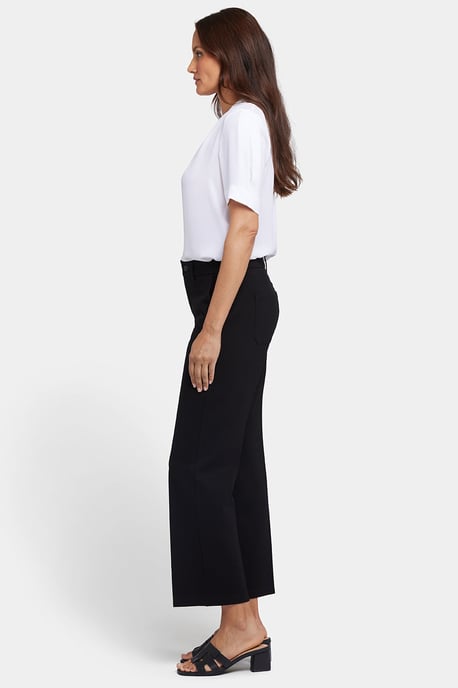 Gerade Sculpt-Her™ Hose | Schwarz - Image 4
