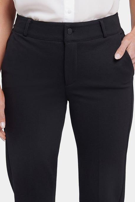 Klassische Sculpt-Her™ Hose | Schwarz - Image 5
