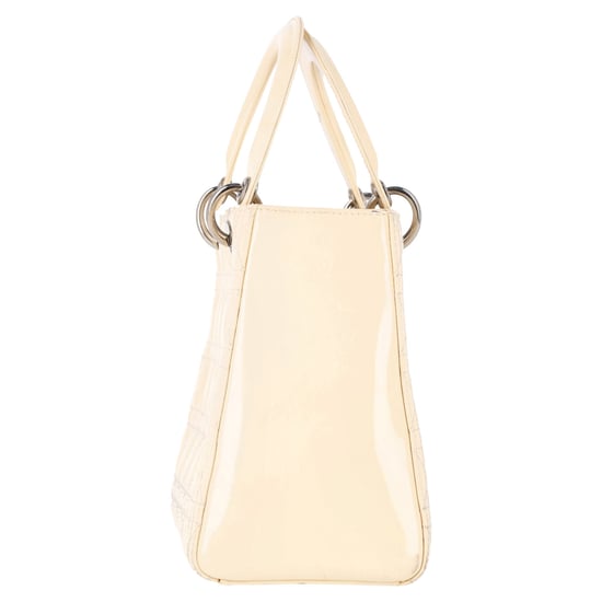 Dior Lady Dior Henkeltasche in Elfenbein-Lackleder (mittelgroß) - Image 2