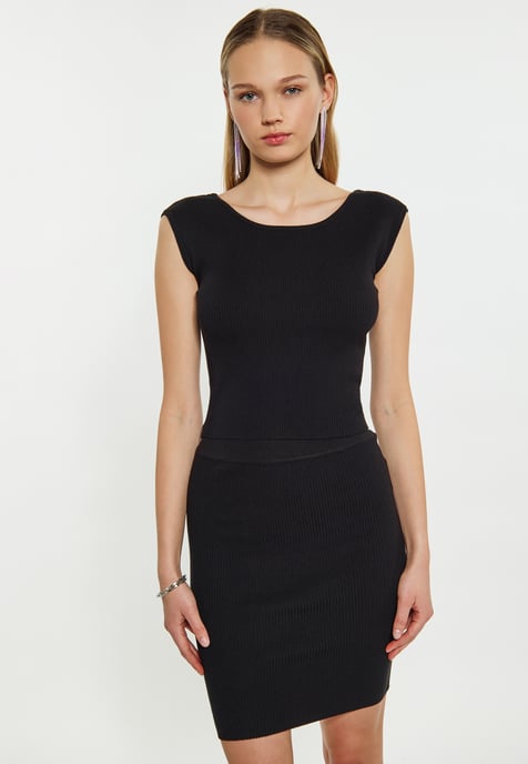 Mymo Crop-Top Damen schwarz - Image 3