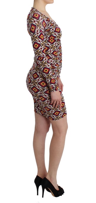 Geometrisches Druck-Minikleid mit langen Ärmeln und V-Ausschnitt - Image 5