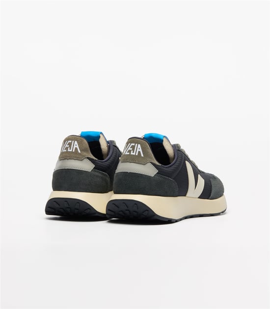 Veja Paulistana Damen Schwarz Pierre Sneaker - Image 3