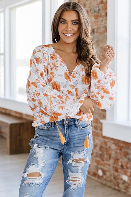 Weiße Quastenbindeschnürung V-Ausschnitt Bluse mit Puffärmeln und Blumenmuster - Image 5