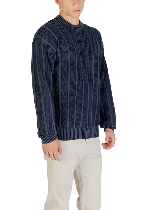 Gestreifter Strick-Pullover mit Rundhalsausschnitt - Image 3
