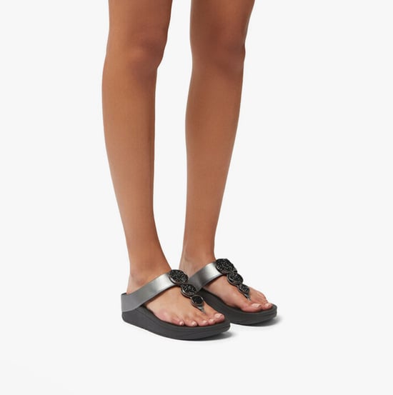 Fitflop Halo Perlen-Kreis Metallic Damen Zehensteg Pewter Schwarz - Image 4
