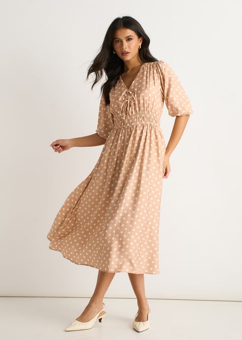 Haferflockenfarbener Fleckendruck Geraffte Taille Midikleid - Image 3