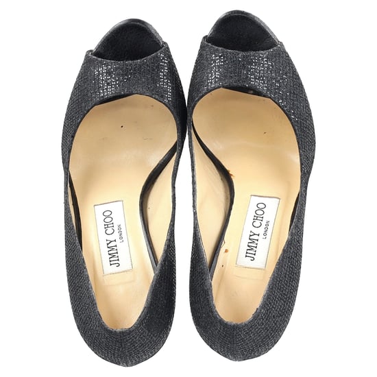 Jimmy Choo Peep-Toe-Pumps aus schwarzem Leder - Image 3