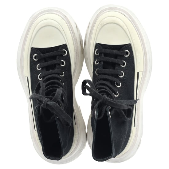 Alexander McQueen Tread Slick High-Top Sneakers aus schwarzem Canvas - Image 3