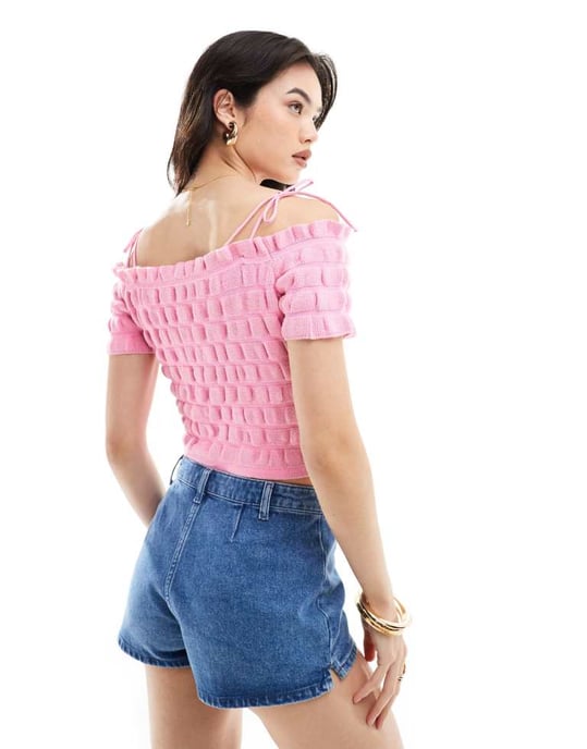 ASOS DESIGN stickad skjord bardot-top med knytrem och rosett detaljer i rosa - Image 4
