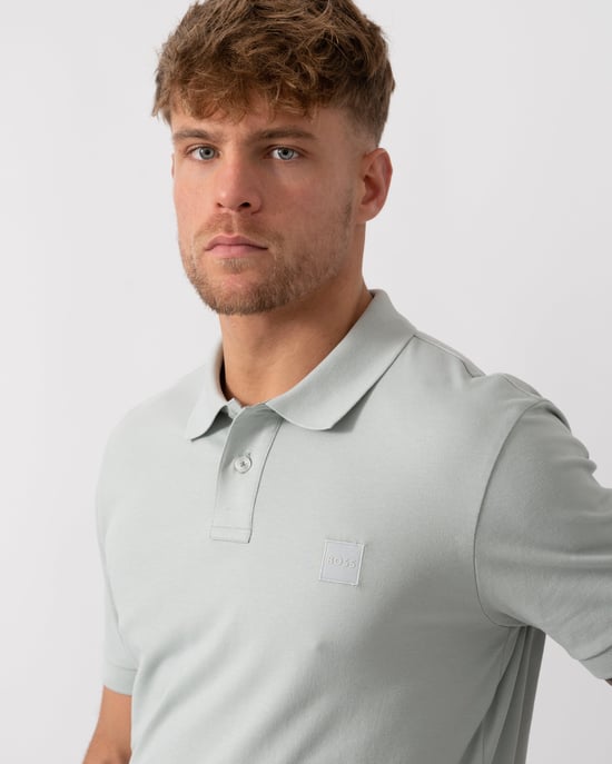 Passenger Slim-Fit Poloshirt in Hellgrau - Image 4