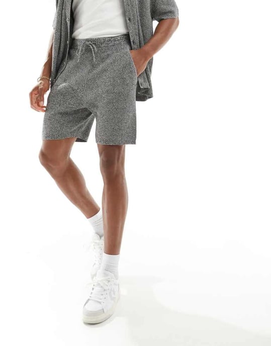 ASOS DESIGN koordinerade stickade shorts i svart vriden ribb - Image 2