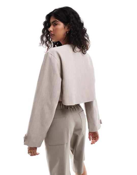 ASOS DESIGN kortärmad jacka utan krage i linnelook i havre - Image 4