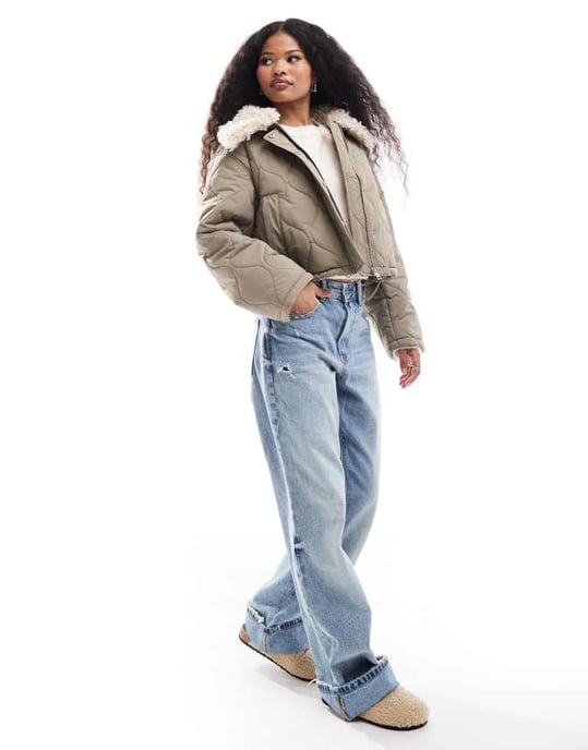 ASOS DESIGN Petite borgkrage vadderad jacka i khaki - Image 2