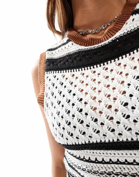 ASOS DESIGN racer topp i öppen stickning i mono - Image 4