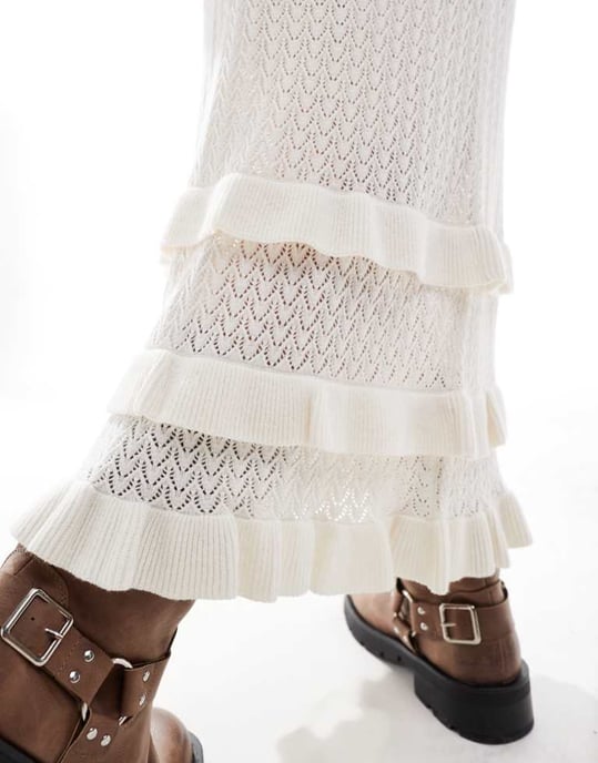 Miss Selfridge virkad maxikjol med volangdetalj i krämfärgade set - Image 3