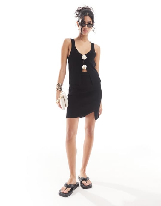 ASOS DESIGN stickad mini kjol set i svart - Image 2