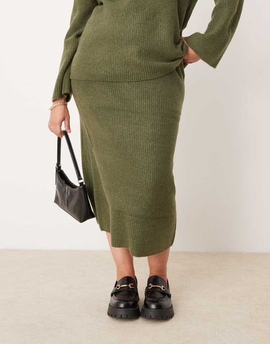 Vila Curve stickad midi kjolset i khaki - Image 2