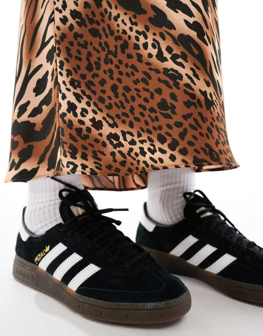 ASOS DESIGN satinbelagd midi-skjorta i djurmönster - Image 2