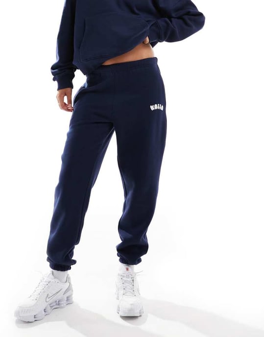 Kaiia bomullsblandning bubbello-logo muddade joggingsbyxor set i marinblå - Image 2
