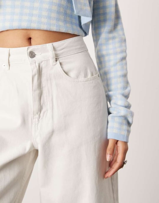 ASOS DESIGN midja med dra åt barrel-leg jeans i ecru - Image 3