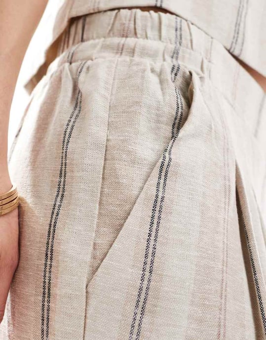 ASOS DESIGN vida byxor i linne med strandstolrand koord - Image 4