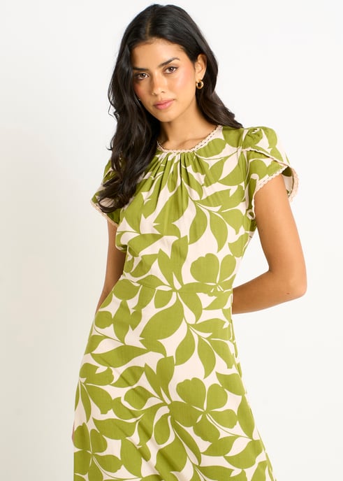 Grünes Maxikleid mit Blumenmuster und elastischer Taille - Image 2