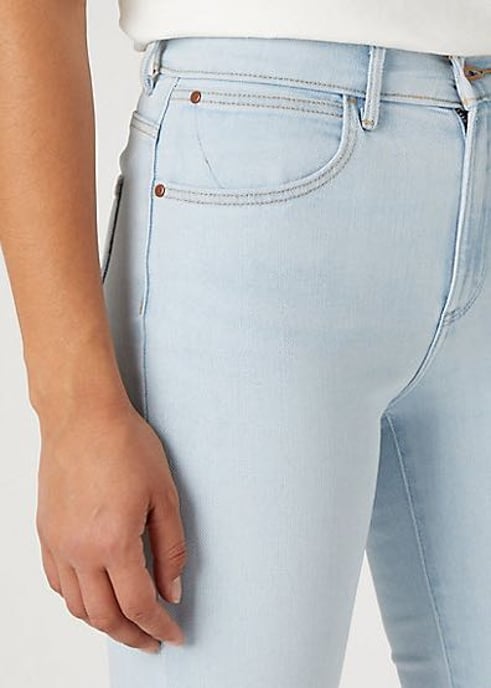 Wrangler - BOOTCUT BEACH BUM - Image 5