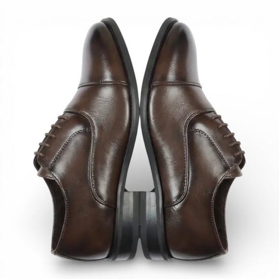 Klassische braune Herren-Brogue-Schnürschuhe mit Kappe und Kappe - Image 5