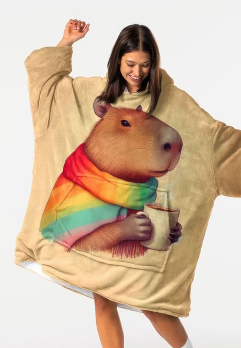 "Autumn Capybara fm" Kuschelpullover Huggie - Image 2