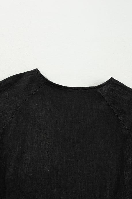 Schwarzes Puffärmel V-Ausschnitt gestuftes Rüschenshirt Chambray Minikleid - Image 5