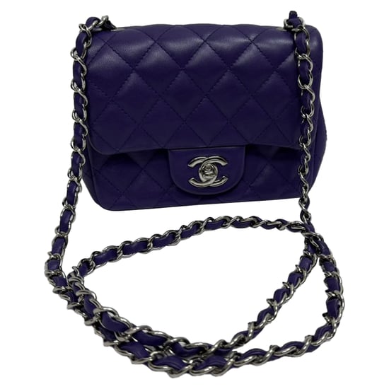 Chanel Mini Classic Square Flap Schultertasche aus lila Lammleder - Image 4